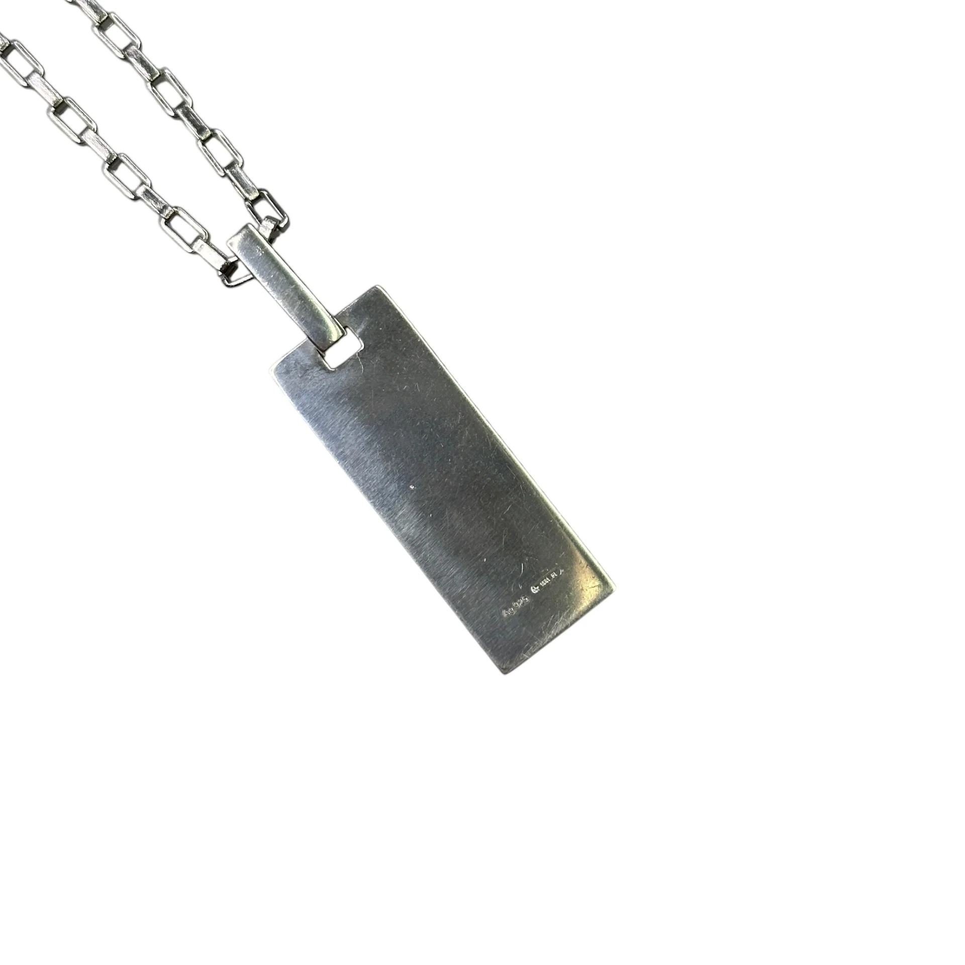GUCCI DEBOSSED 925 RECTANGULAR PENDANT (W/ REPLACEMENT CHAIN) - Image 3