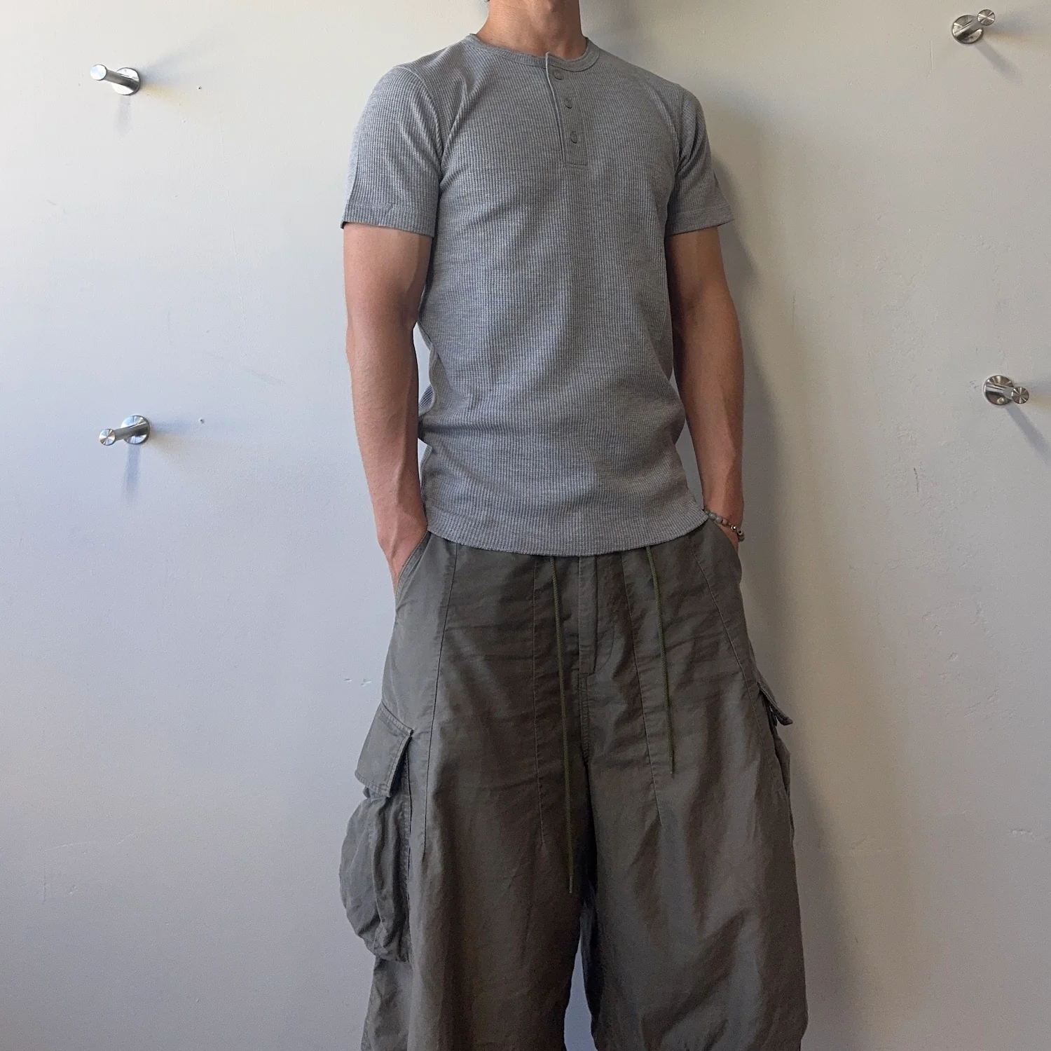 (NEW) AVIREX WAFFLE HENLEY SHORT SLEEVE TOP - HEATHER GREY - Image 2