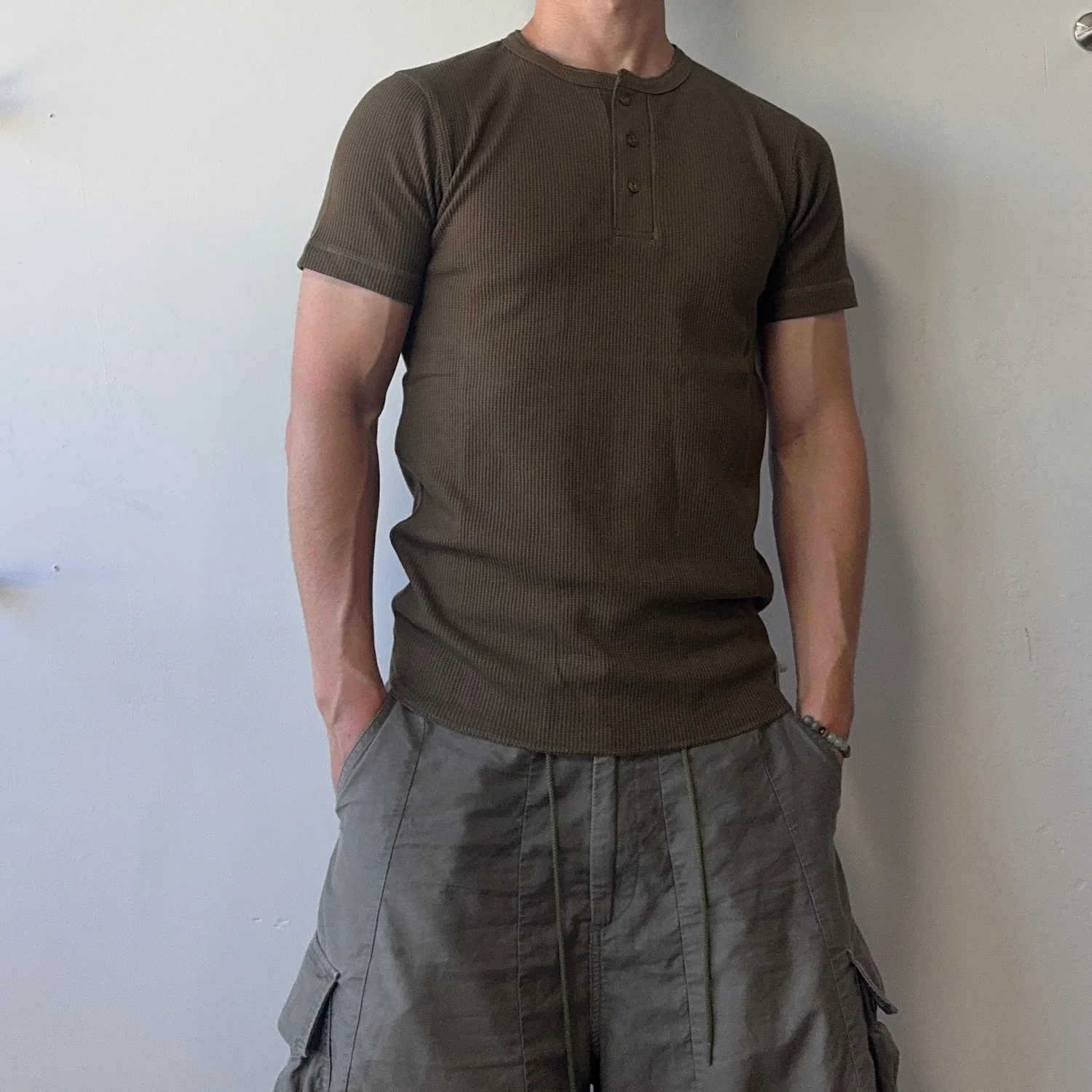 (NEW) AVIREX WAFFLE HENLEY SHORT SLEEVE TOP - OLIVE - Image 2
