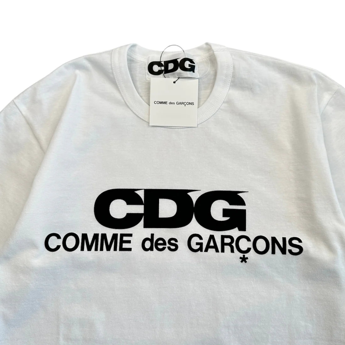 (NEW) COMME DES GARCONS LOGO T-SHIRT - WHITE - Image 2
