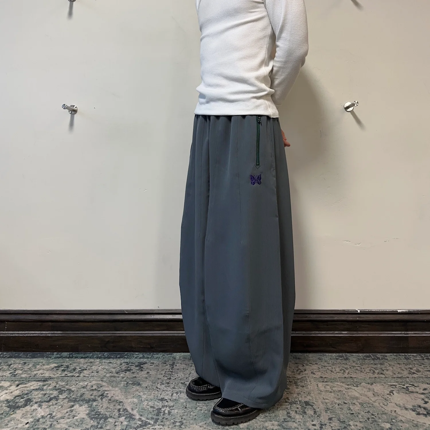 (NEW) NEEDLES H.D PIQUE PLEATS PANTS - GREY - Image 2